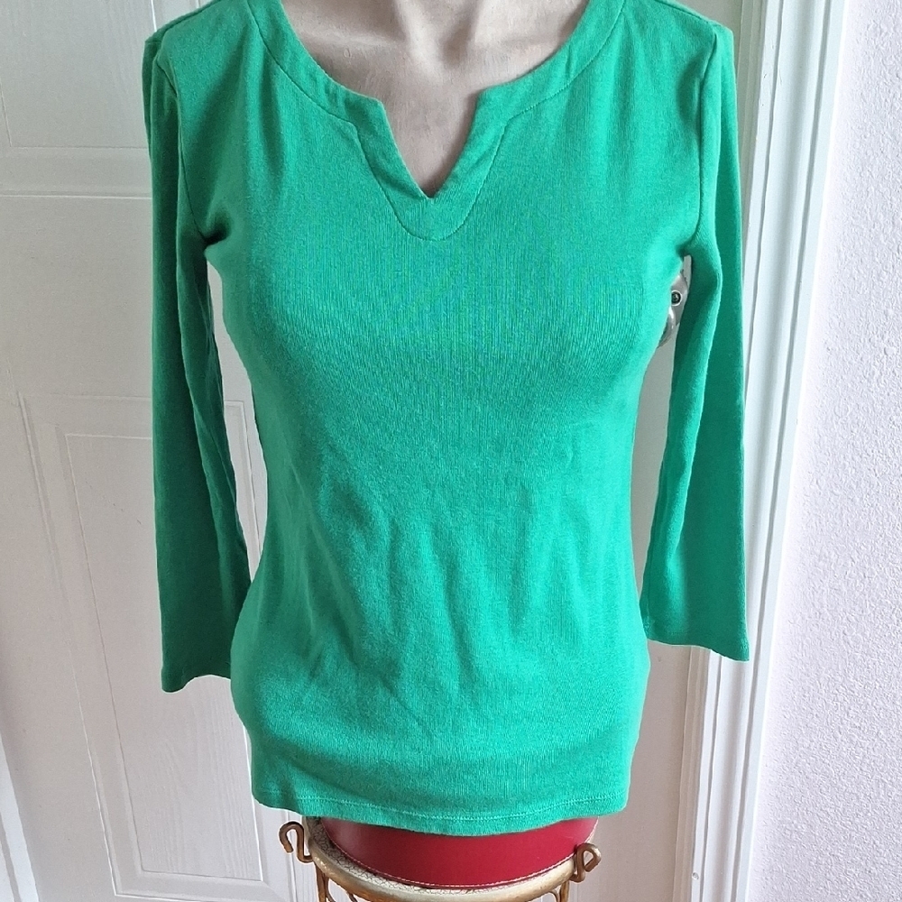 V-Neck Long Sleeve Green Top